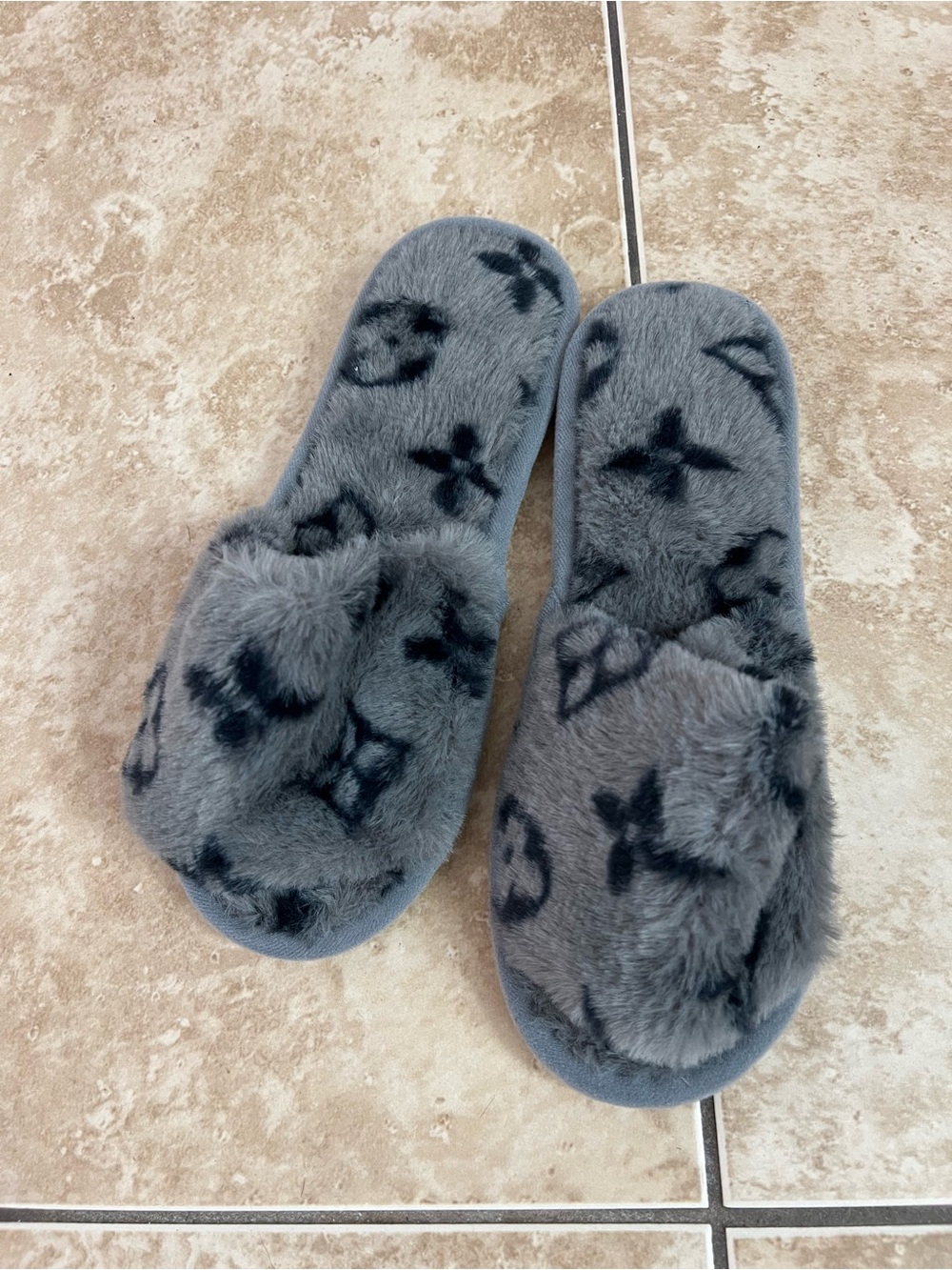 Gray Faux Fur Slide Slippers with Monogram Pattern